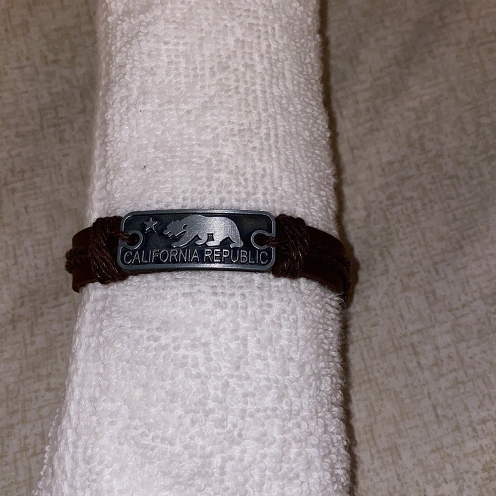 California Bracelet - Picture 5 of 5